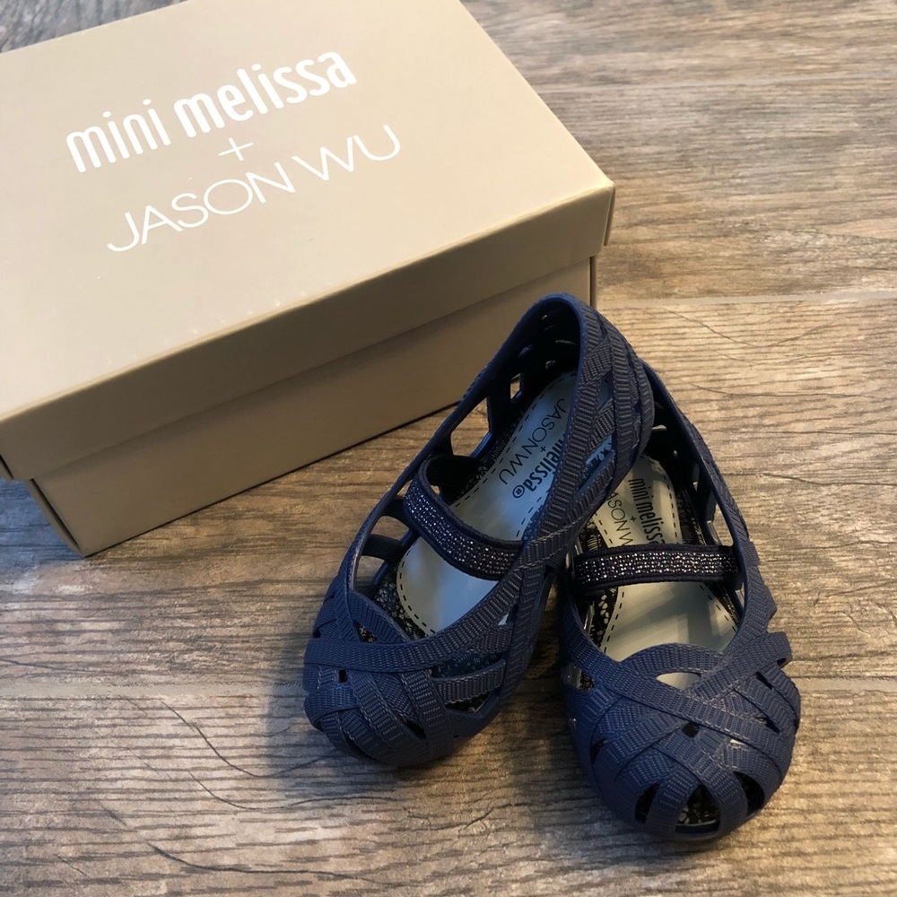 NWT Mini Melissa + Jason Wu Strappy Flats, Size C5